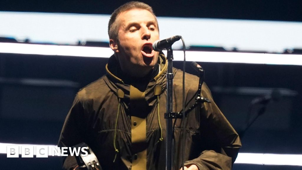 Oasis concert in Cardiff