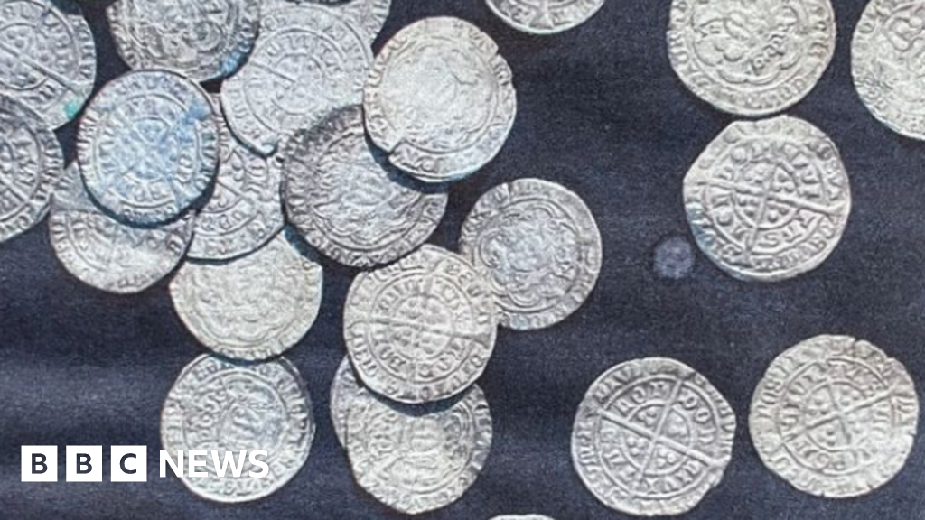 More than 200 coins set to reach £30,000 at auction