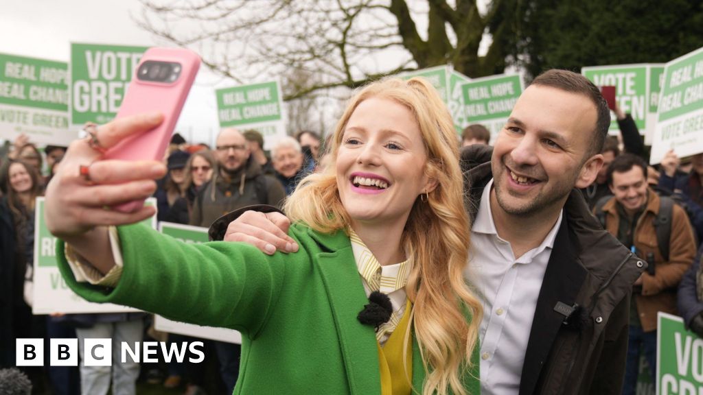 Gorton and Denton by-election: Zack Polanski urges 'hope over hate'
