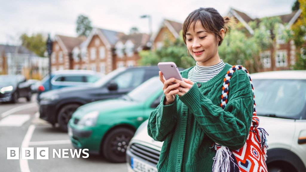 Councils pressed to use universal parking app to cut 'unfair' fines