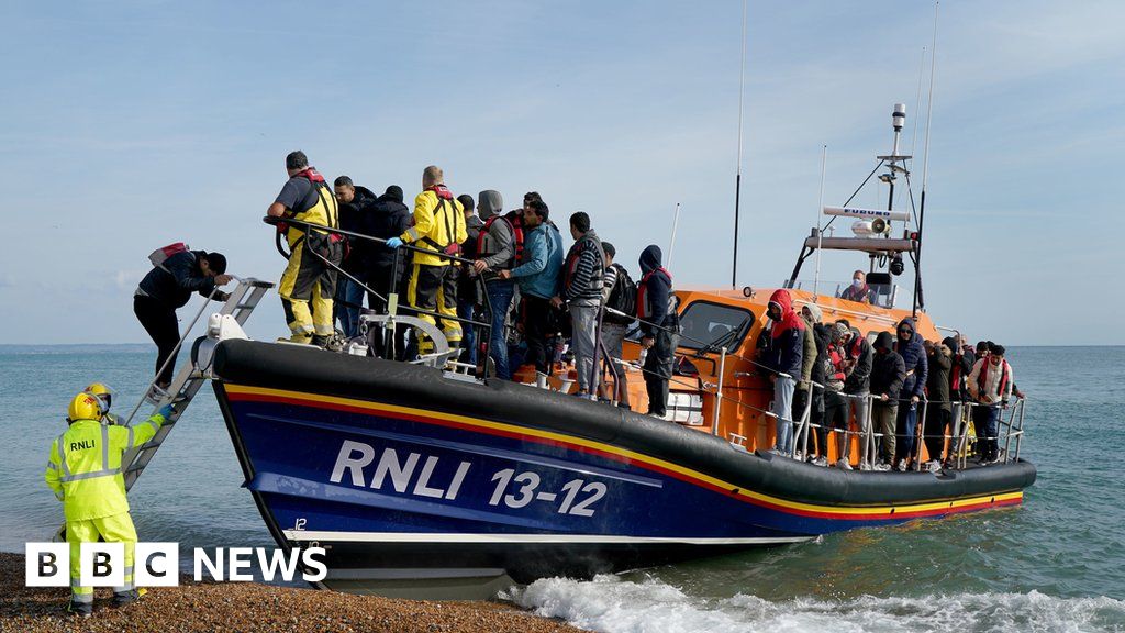 Channel Migrants: More Than 1,000 People Cross In Single Day | Flipboard