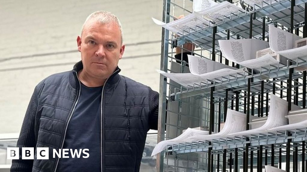 Amazon sellers complain site is withholding money