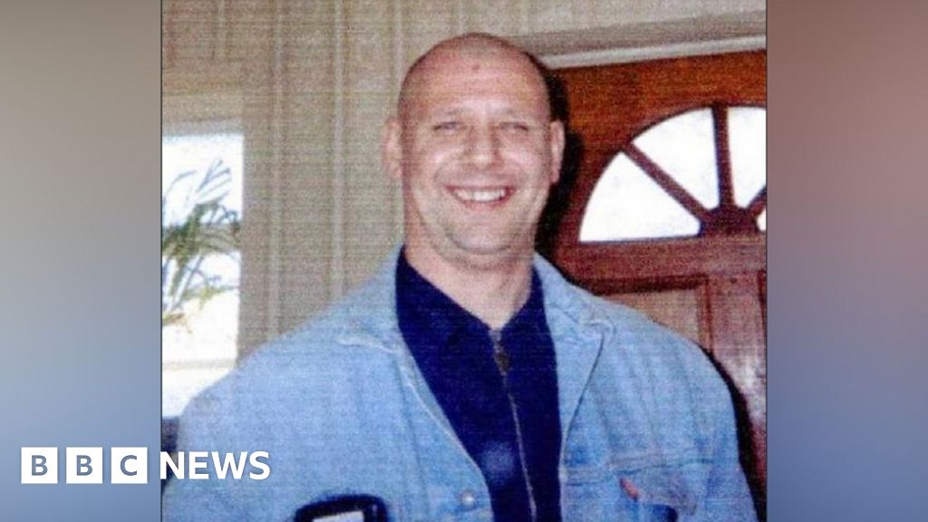 bbc.co.uk - Andrew Barton - Fresh appeal 21 years after Shipley dad's death in house fire