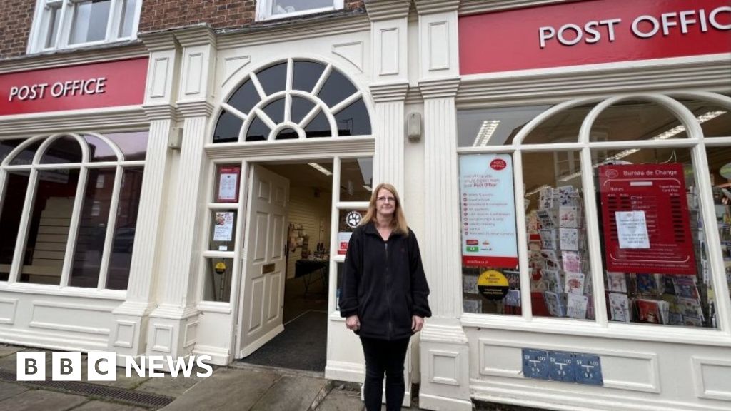 Sub-postmistresses urges people not to boycott Post Office