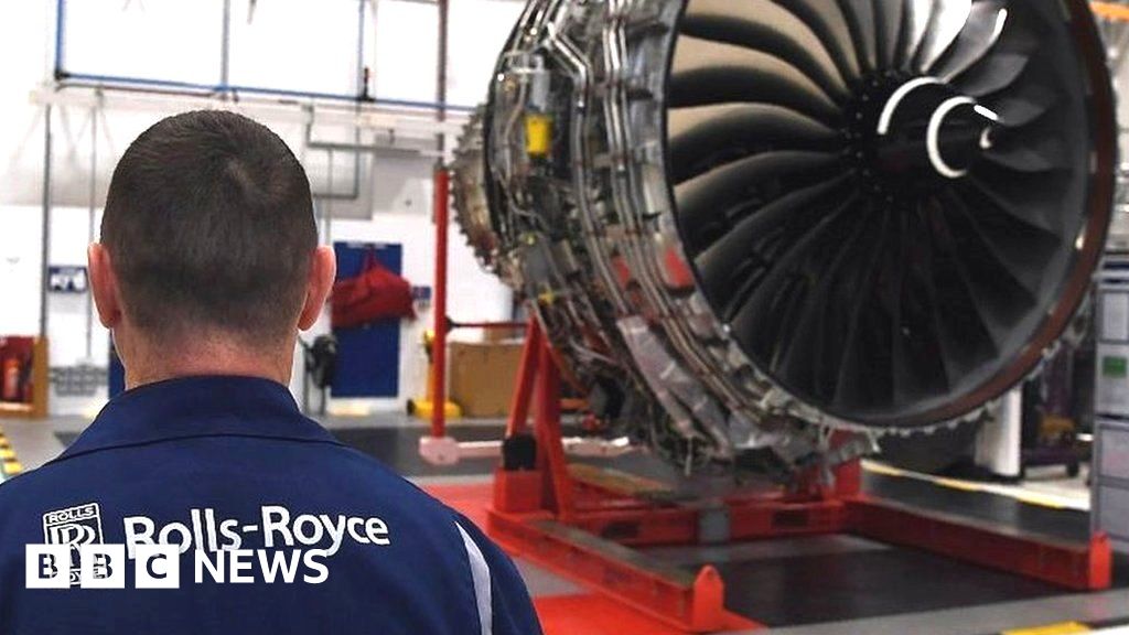 RollsRoyce announces 4,600 job cuts BBC News