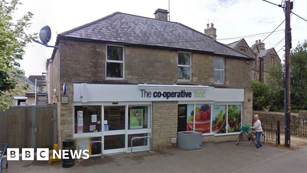 'Audacious' ram raid on MiltonunderWychwood Coop BBC News