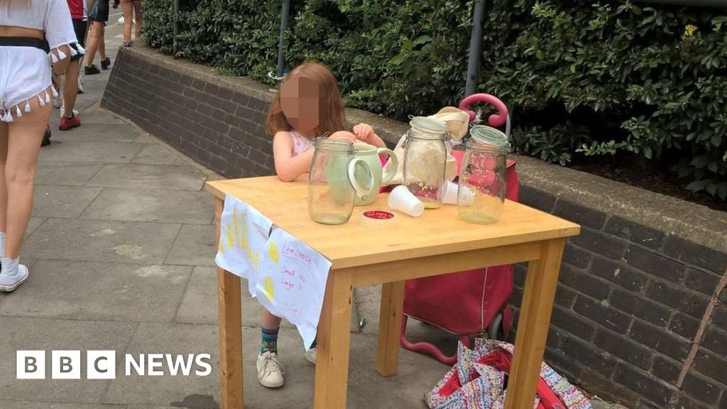 Girl, 5, fined £150 for lemonade stand