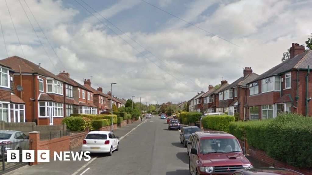 Murder arrest after woman found dead in Rochdale - BBC News