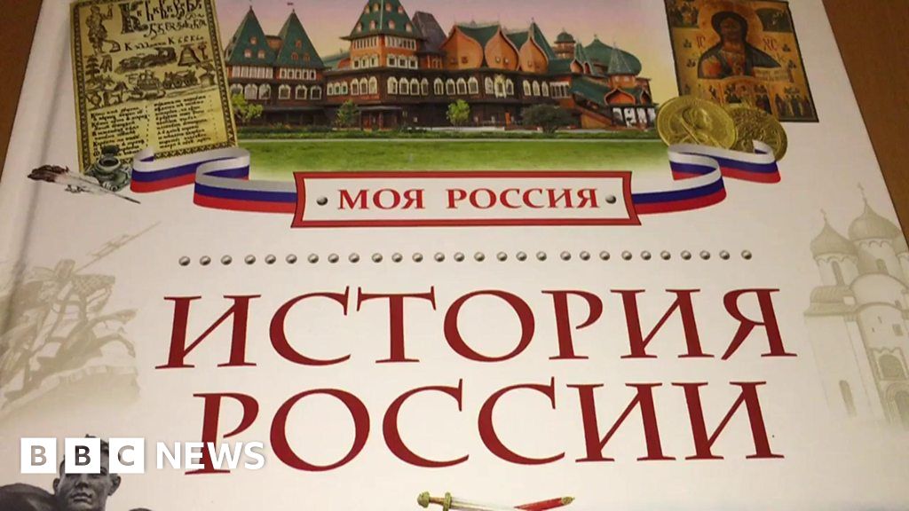 Soviet patriotism in Russian text book - BBC News