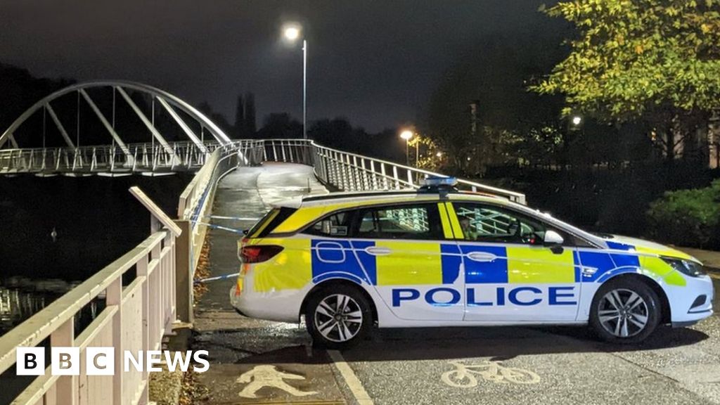 Cambridge: Three arrested after ‘targeted’ teenager stab death