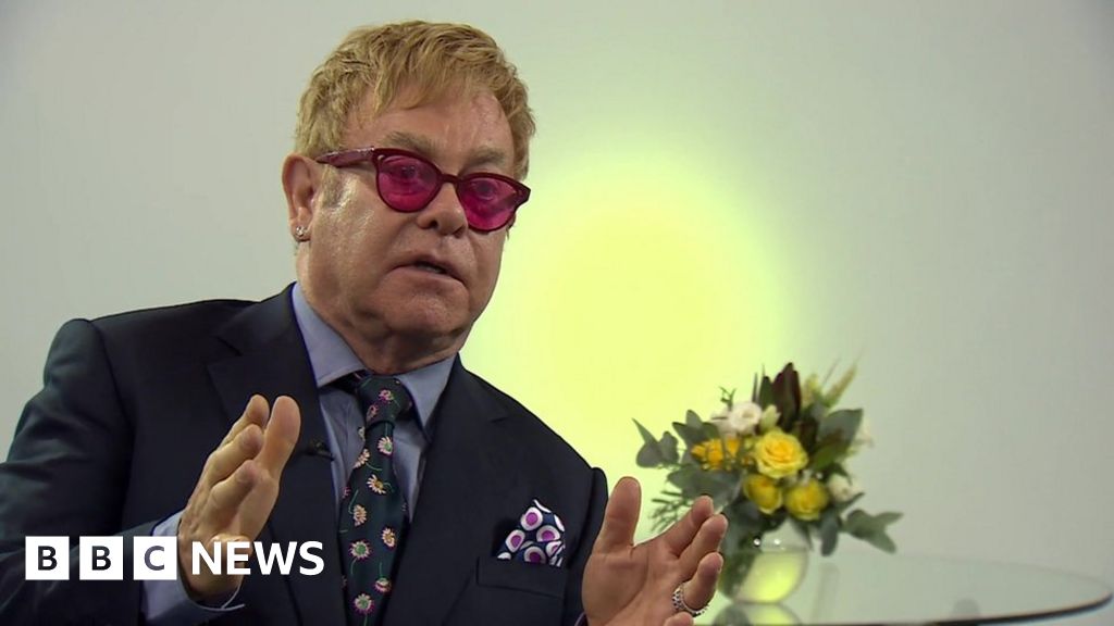 Elton John I Want To Meet Putin Over Gay Rights Bbc News