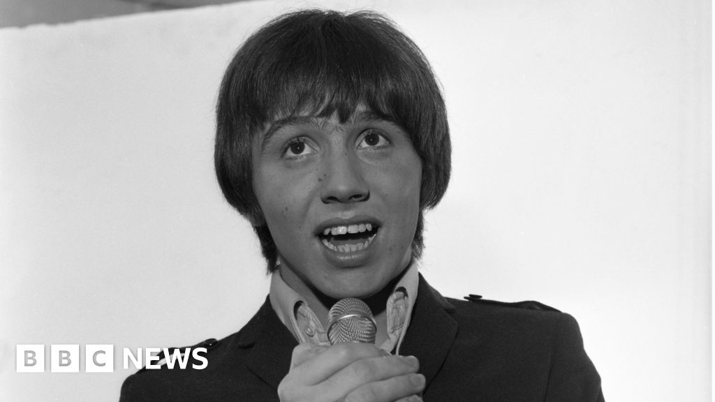 Tributes after Steve Wright of Australian 60s band Easybeats, dies BBC News Tributes after Steve Wright of Australian 60s band Easybeats, dies BBC News