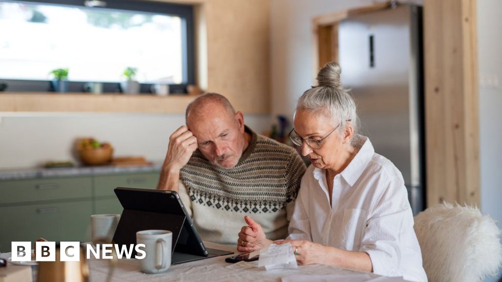 State pension age rise to 68 will not be brought forward - government to say