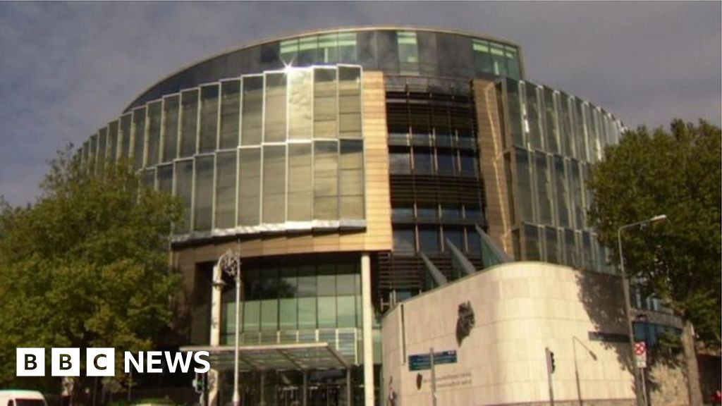 HutchKinahan feud Man jailed over murder plot