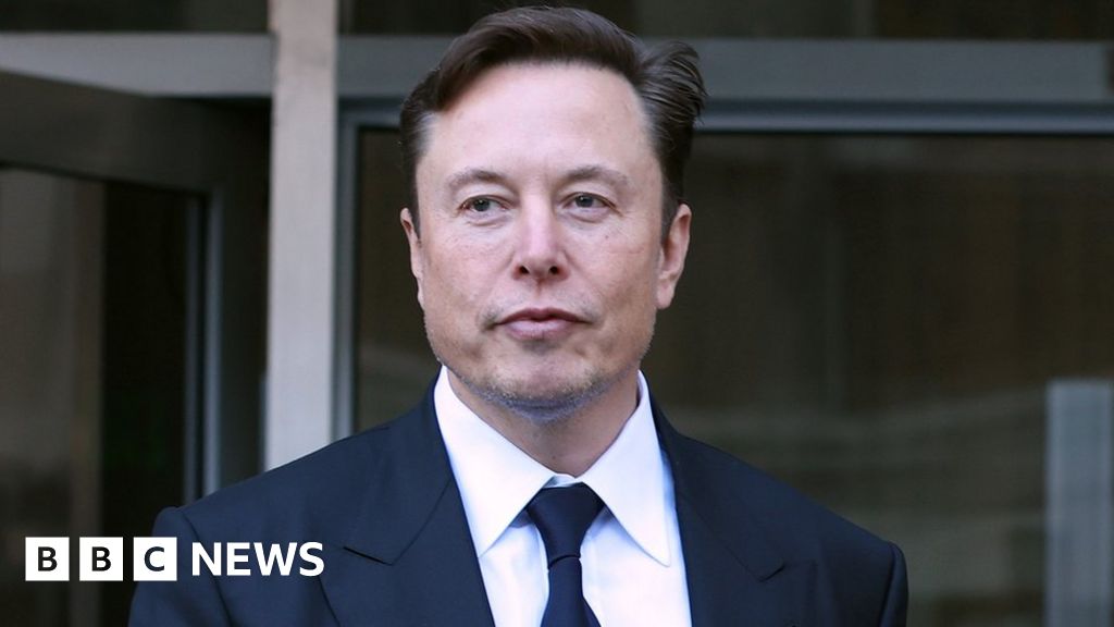 Elon Musk minaccia di citare in giudizio Microsoft per i dati di Twitter