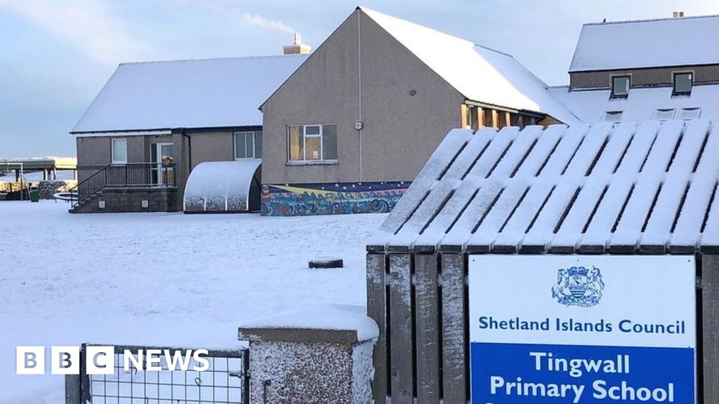 Snow closes Shetland schools for a second day