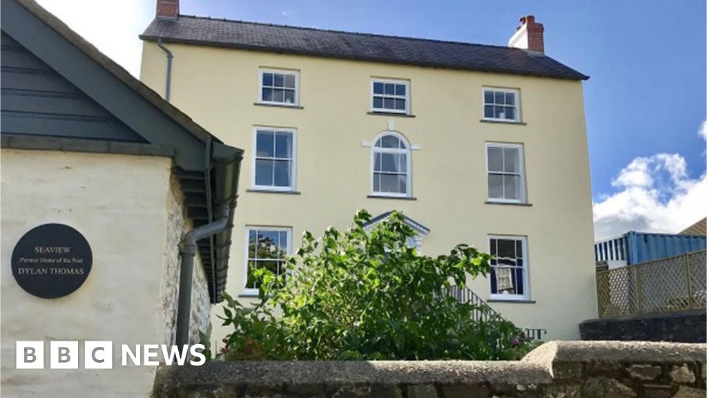 Dylan Thomas Laugharne family home up for sale