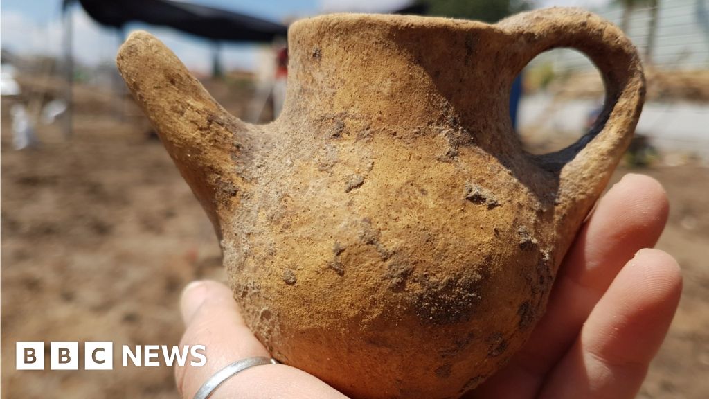 Earliest evidence of opium use found in burial site in Israel