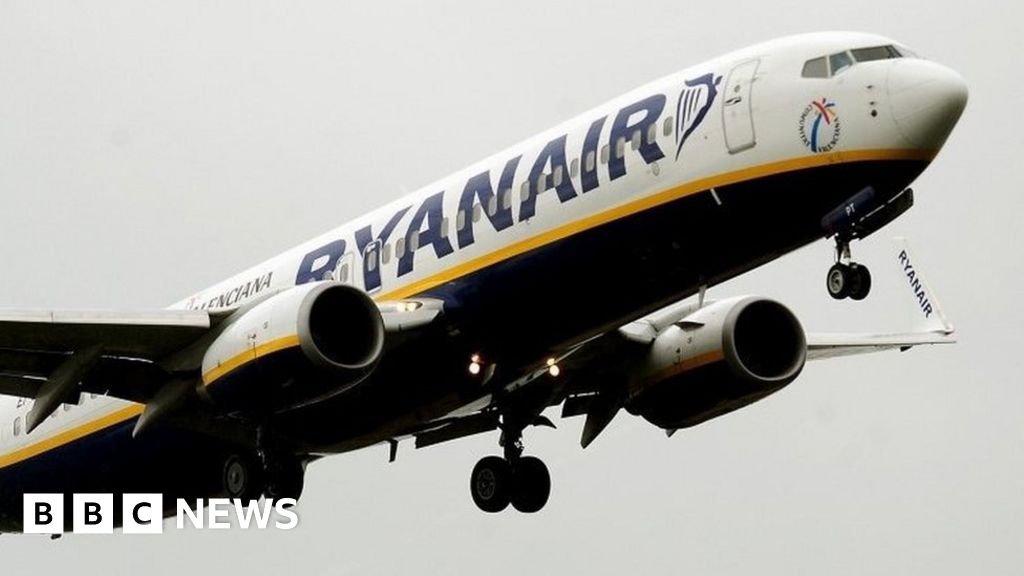 Ryanair Expects Lower Fares But Reports Record Profits - BBC News