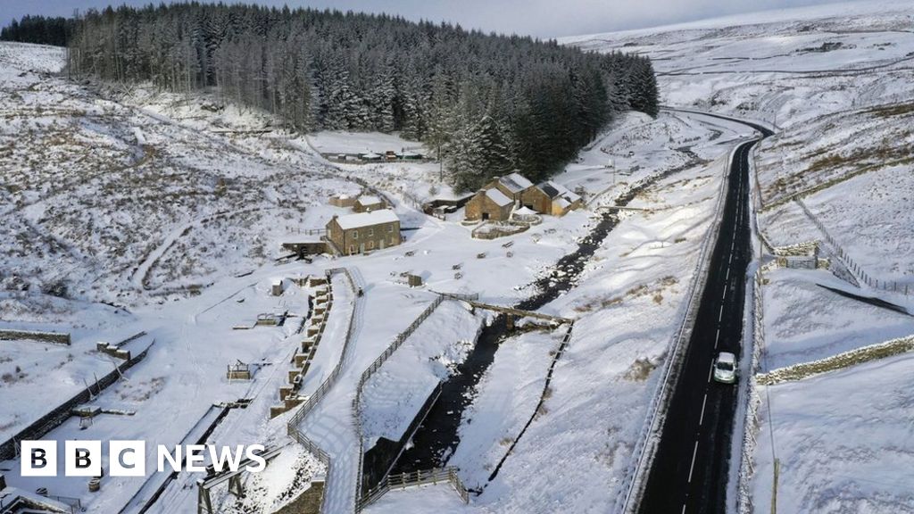 Uk Snow Wintry Scenes In North Pennines Bbc News