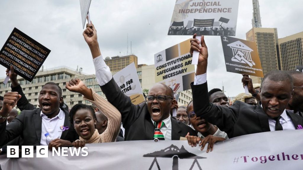 Как съдиите в Кения се изправиха срещу президента Уилям Руто