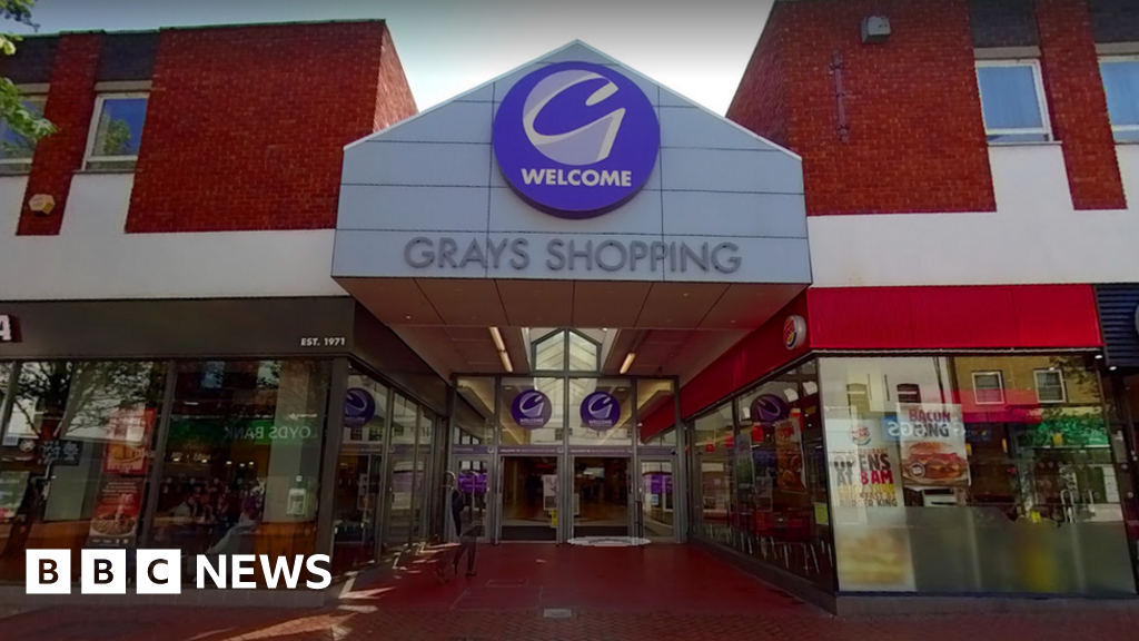 Grays Shopping Centre homes plan submitted to Thurrock Council BBC News