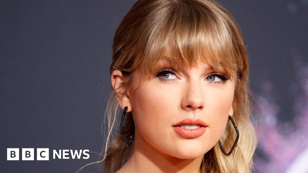 Quiz Of The Week: Which Beatles Record Did Taylor Swift Smash?