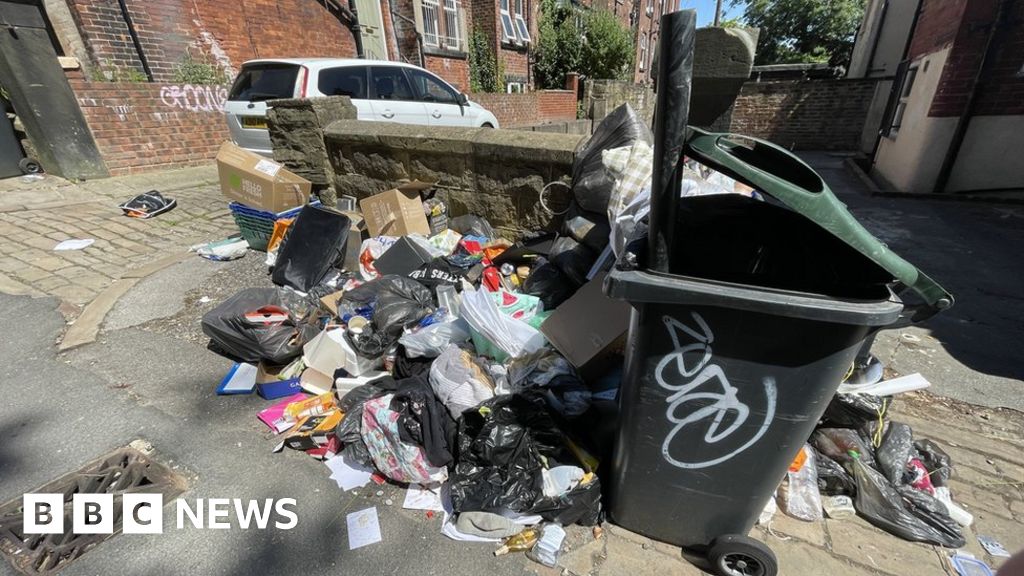 Leeds student rubbish leaves area feeling 'like a slum' BBC News
