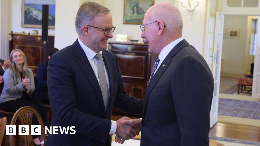 Anthony Albanese: Australia’s new PM sworn in ahead of Quad meeting
