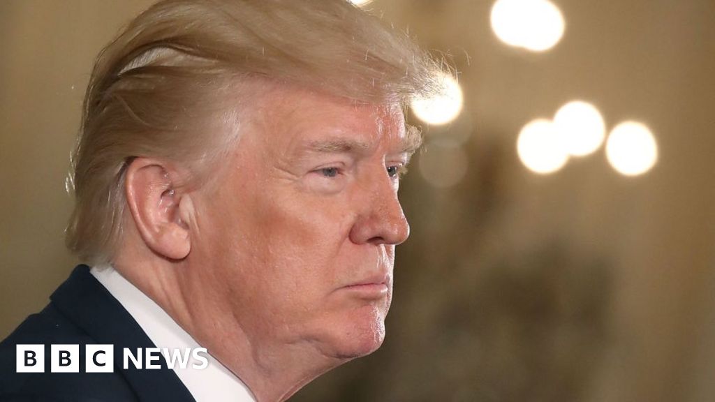 What Trumps Latest Twitter Tirade Tells Us Bbc News 