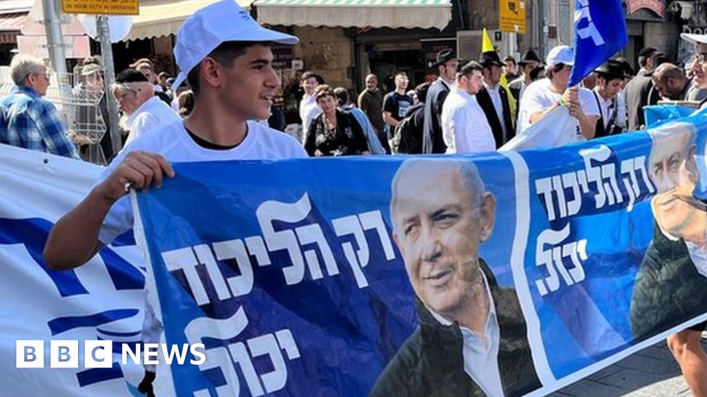 Israel election: Netanyahu seeks comeback as country votes