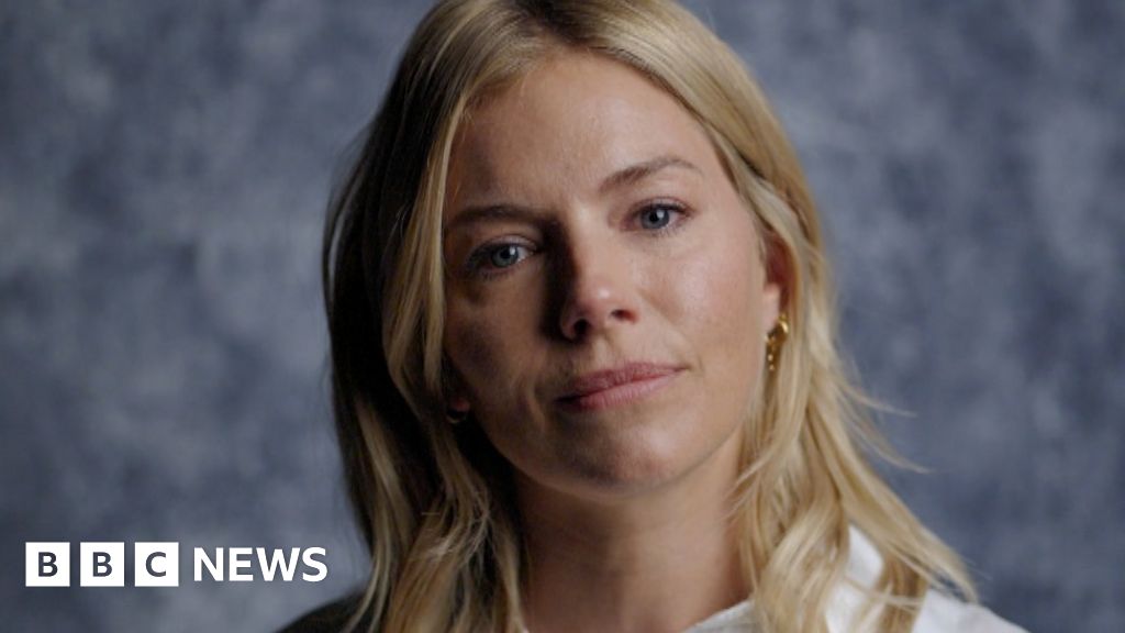 Sienna Miller: Phone hacking put me under intense pressure