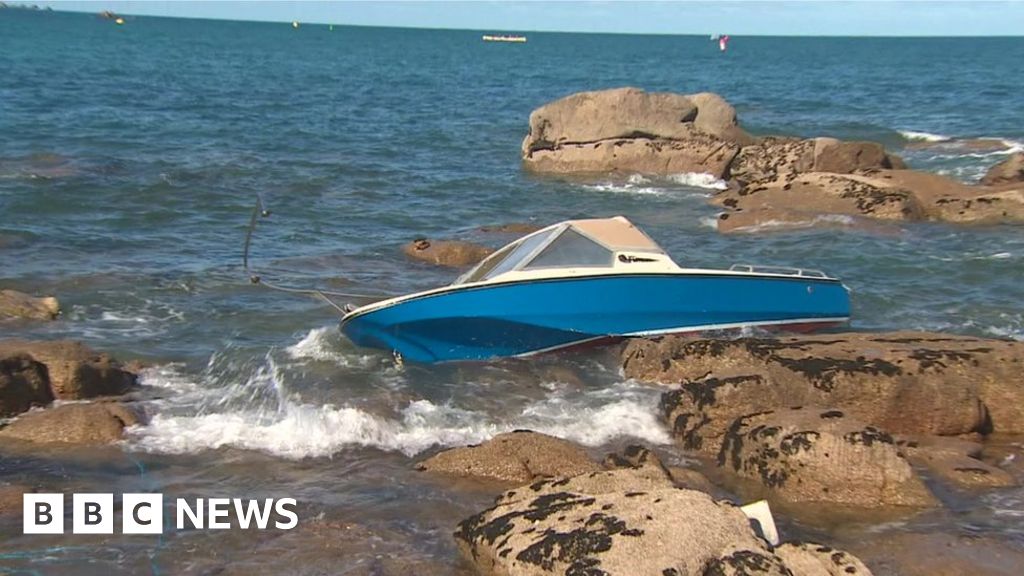 Teenager 'lucky to be alive' after Isles of Scilly boat crash BBC News