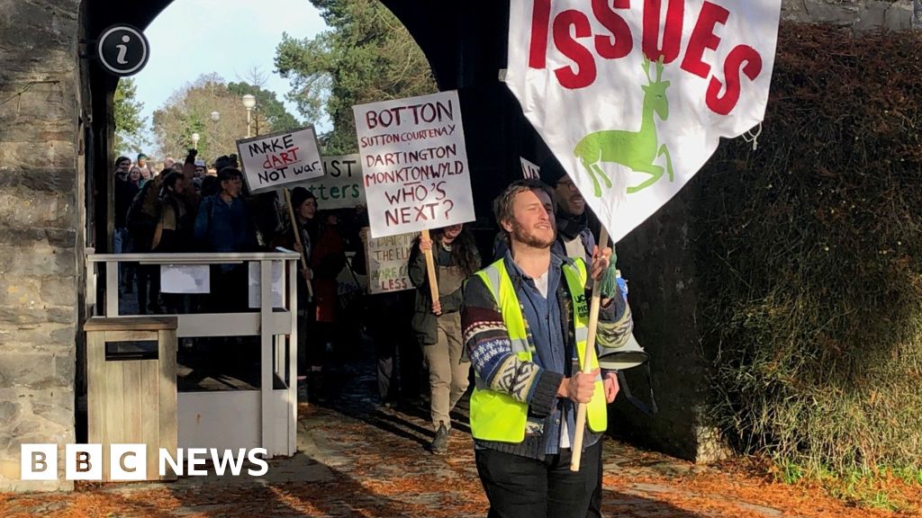 Breathtaking Devon Campaigners Call For ‘right To Riverbank’ After Finding Dart Has 108 Owners Scenery Breathtaking Devon Campaigners Call For ‘right To Riverbank’ After Finding Dart Has 108 Owners Scenery