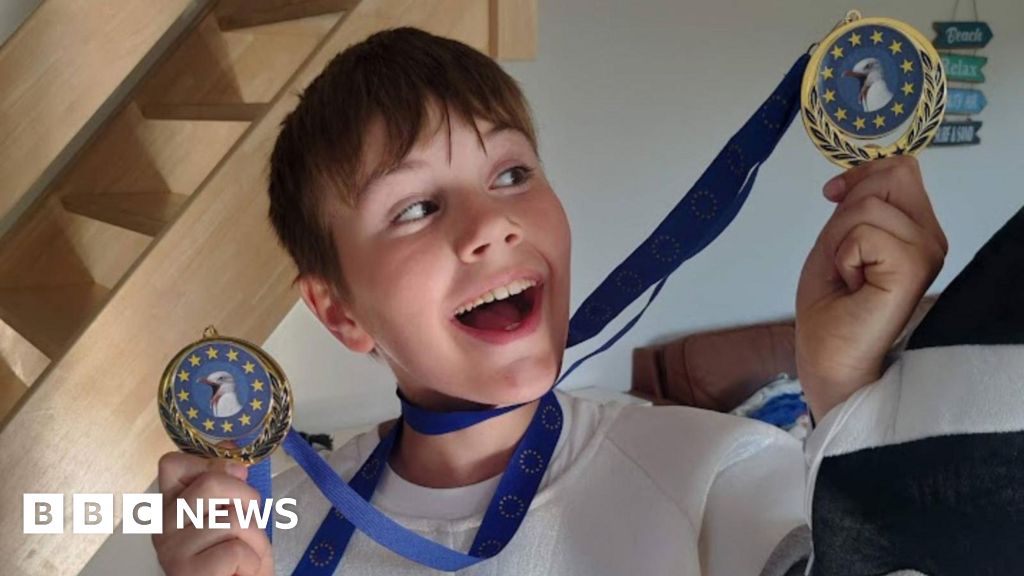 Viral Seagull Boy judges screeching competition