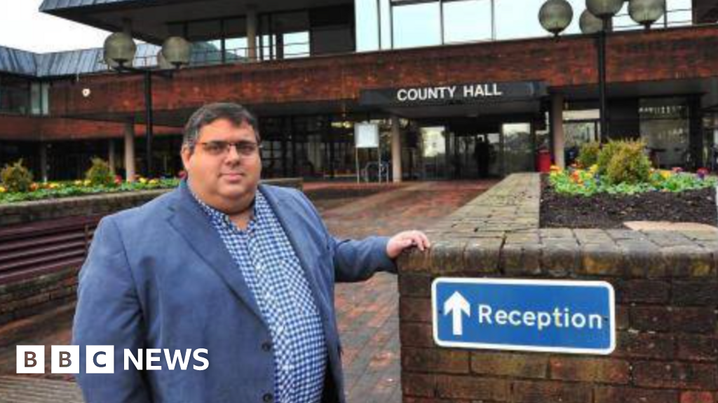 Worcestershire Councillor to Stand Down After Receiving Death Threats