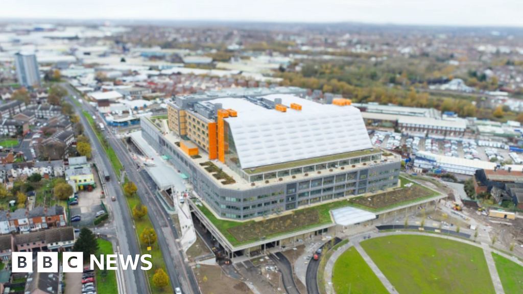 Birmingham and Sandwell hospital trust's leadership rated as good