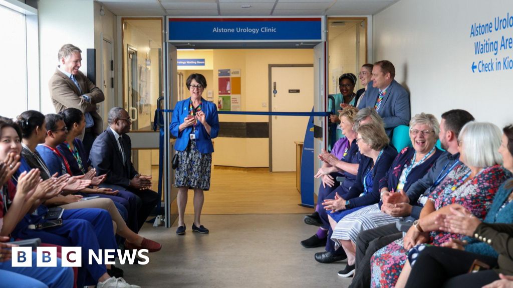 Cheltenham General Hospital urology clinic opens BBC News
