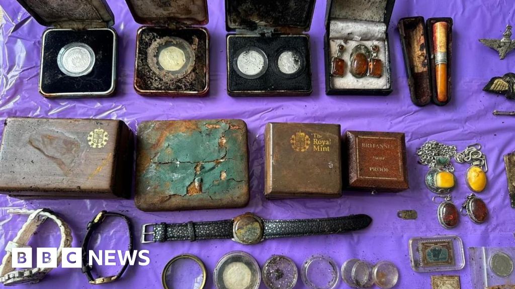 'Stolen' war medals found during litter pick