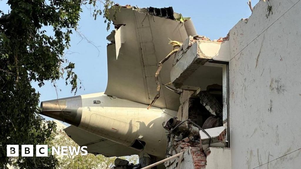 Gas to engines bring to a halt earlier than Air India crash, initial record says