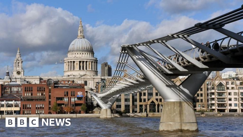 St Paul's bells toll for children lost to cancer