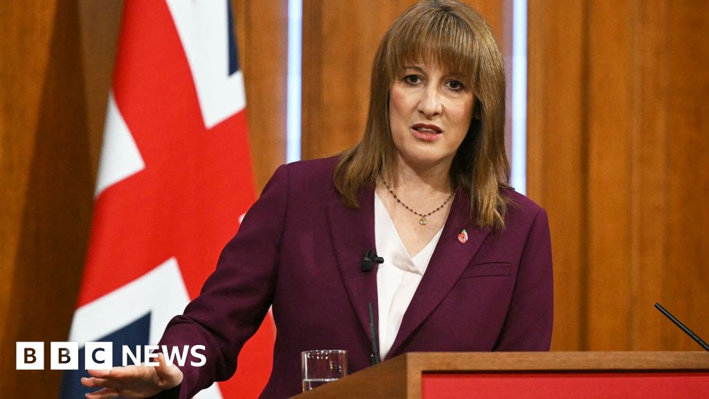 Government borrowing costs jump after Reeves decides against income tax rise