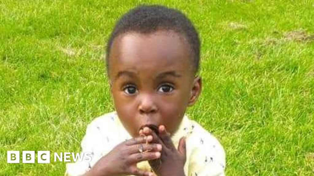 England Enacts Awaab's Law Mandating Landlord Mold Repairs Within 24 Hours