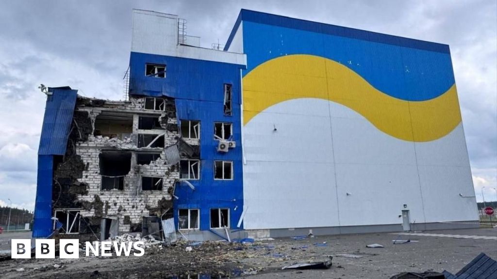 Зеленски критикува „подлия“ удар с дрон в Чернобил преди преговорите в Лондон