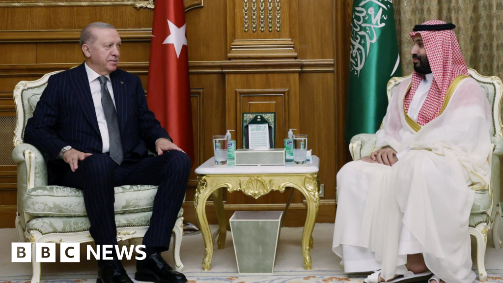 Saudi Arabia, Turkey, and Pakistan Formalize Military Pact Saudi Arabia, Turkey, and Pakistan Formalize Military Pact
