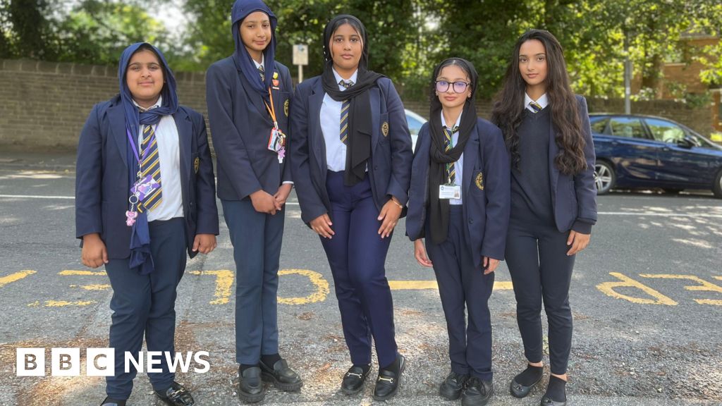 UK Pupils Call for SUV Charges, School Road Safety Amid Child Risk