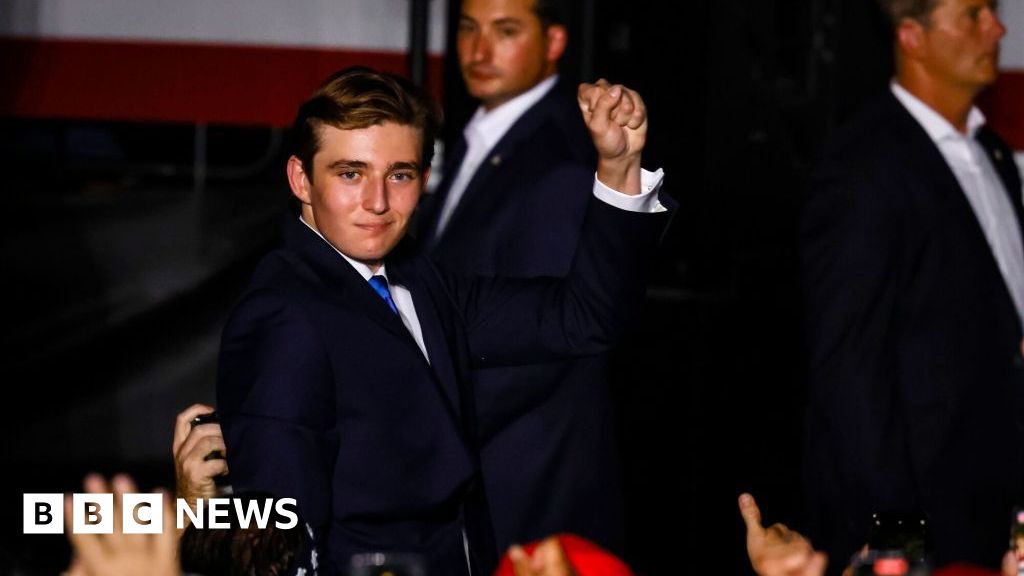 Barron Trump receives standing ovation at rally