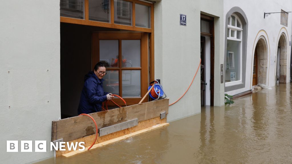 Die tödlichen Überschwemmungen in Deutschland breiteten sich über die Donau aus