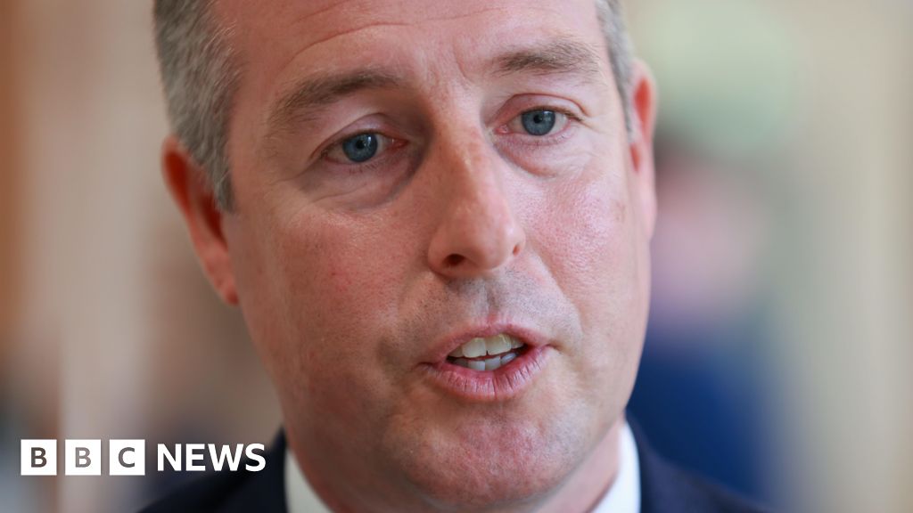 DUP大臣、イスラエル訪問で「中傷」されたと発言