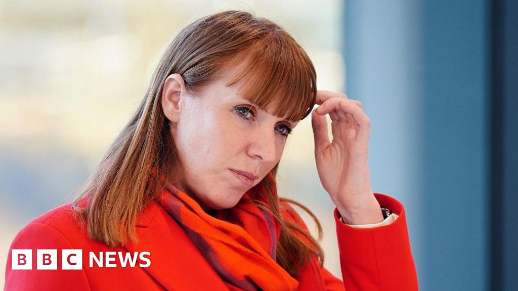 Rayner at risk of fine over stamp duty, tax experts say
